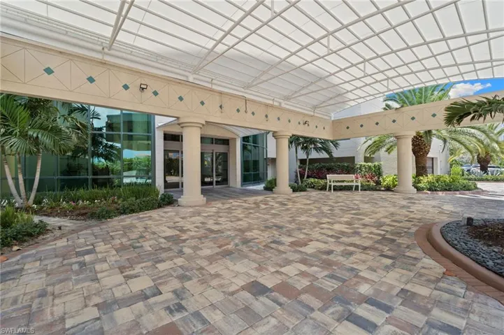 3971 Gulf Shore Blvd N 1004, Naples, Florida 34103