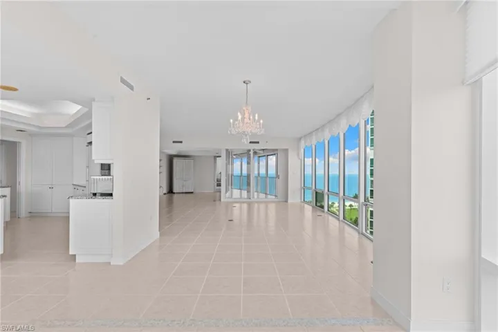 3971 Gulf Shore Blvd N 1004, Naples, Florida 34103