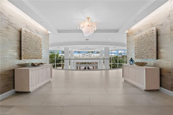 3971 Gulf Shore Blvd N 1004, Naples, Florida 34103