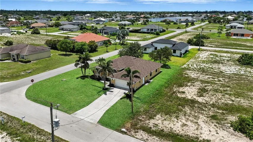 4322 Nw 32nd Ter, Cape Coral, Florida 33993