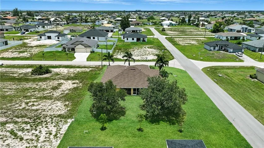 4322 Nw 32nd Ter, Cape Coral, Florida 33993