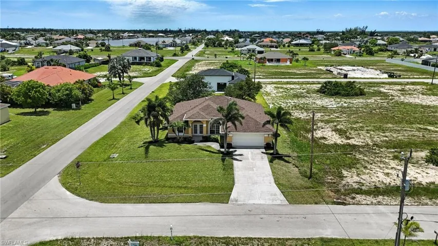 4322 Nw 32nd Ter, Cape Coral, Florida 33993