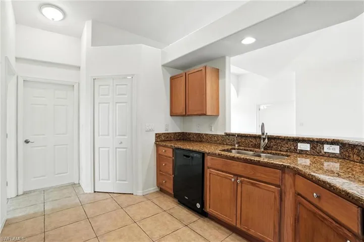4322 Nw 32nd Ter, Cape Coral, Florida 33993