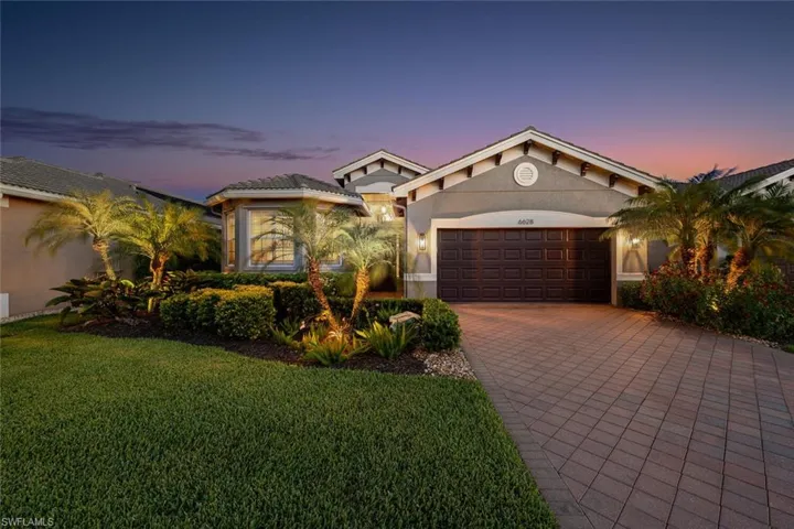 6628  Marbella  DR, Naples, FL 34105