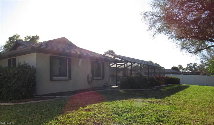 4235  Glasgow  CT, North Fort Myers, FL 33903