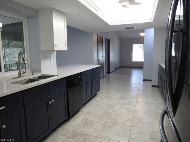 4235  Glasgow  CT, North Fort Myers, FL 33903