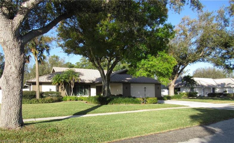4235  Glasgow  CT, North Fort Myers, FL 33903