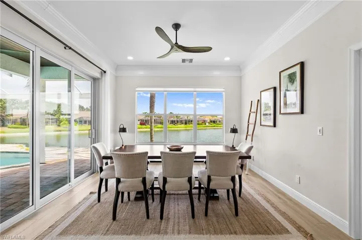 2640  White Cedar  LN, Naples, FL 34109