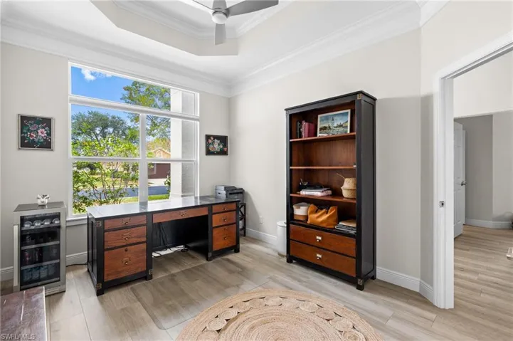 2640  White Cedar  LN, Naples, FL 34109