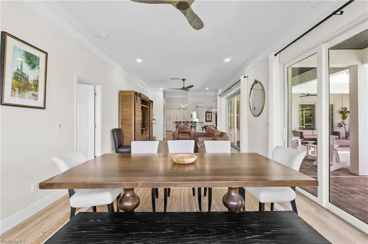 2640  White Cedar  LN, Naples, FL 34109