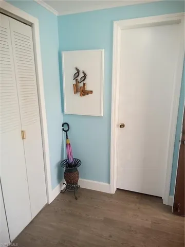 Entry hall w/guest bath entry door