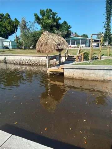 Fish cleaning tiki at boat ramp