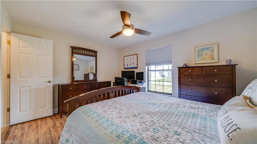 914 Se 28th Ter, Cape Coral, Florida 33904