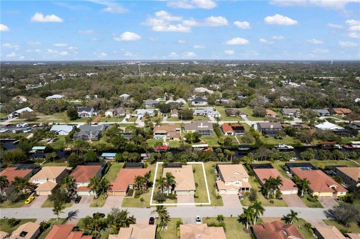 13261  Seaside Harbour  DR, North Fort Myers, FL 33903
