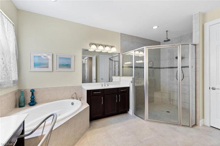 13261  Seaside Harbour  DR, North Fort Myers, FL 33903