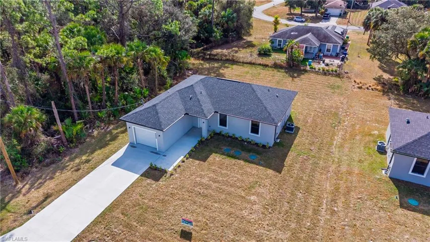 Aerial view of property and surrounding area