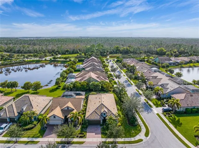 7267  Live Oak  DR, Naples, FL 34114