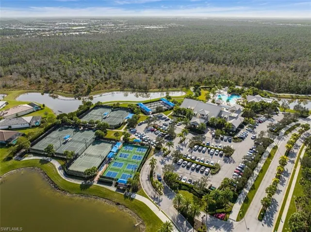 7267  Live Oak  DR, Naples, FL 34114