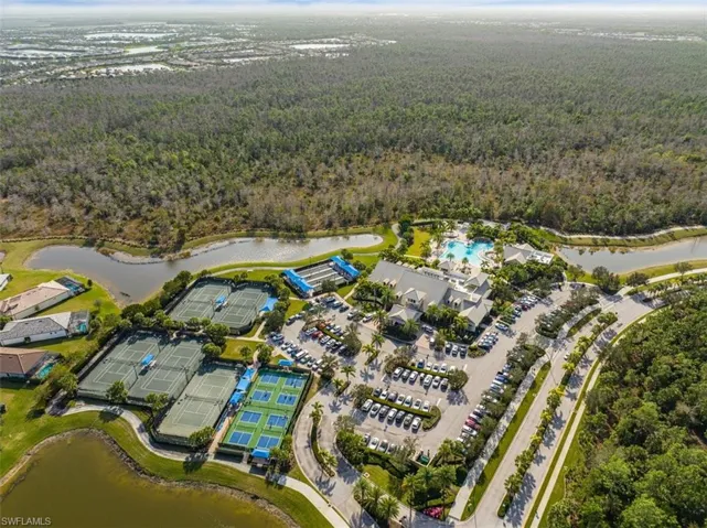 7267  Live Oak  DR, Naples, FL 34114