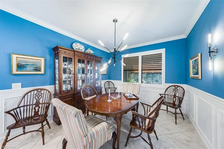 7267  Live Oak  DR, Naples, FL 34114