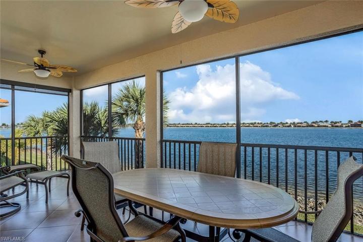 10610  Smokehouse Bay  DR, Naples, FL 34120