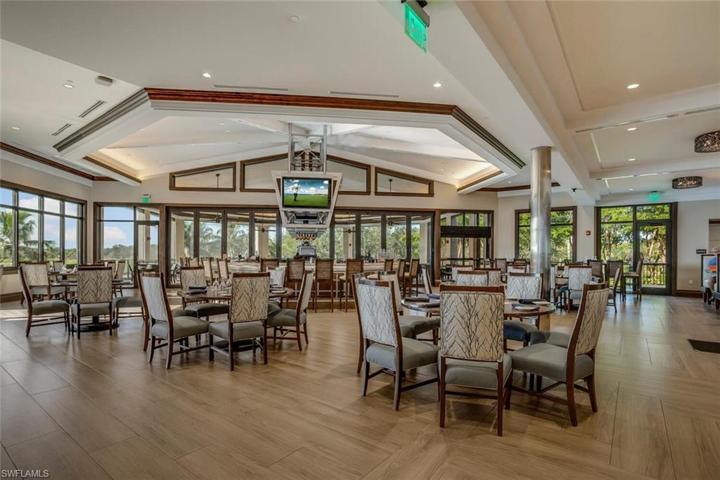 10610  Smokehouse Bay  DR, Naples, FL 34120