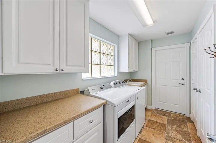 15437 Orlanda Dr, Bonita Springs Fl 34135