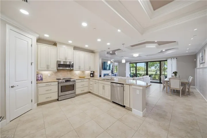 8773 Bellano Ct 102, Naples, Florida 34119