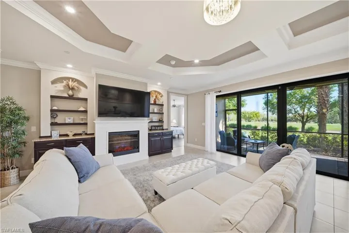 8773 Bellano Ct 102, Naples, Florida 34119