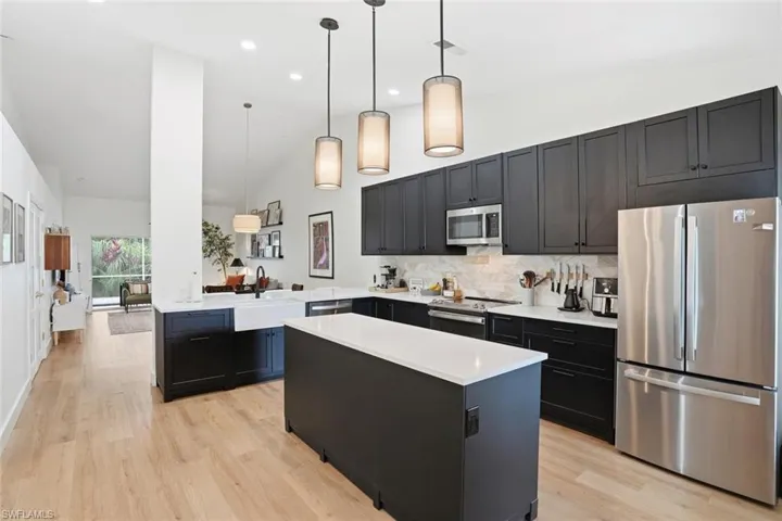 6236 Shadowood Cir 2203, Naples, Florida 34112