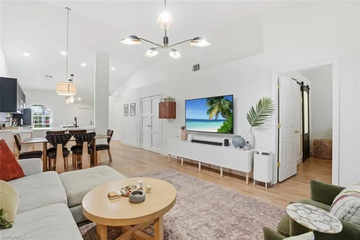 6236 Shadowood Cir 2203, Naples, Florida 34112