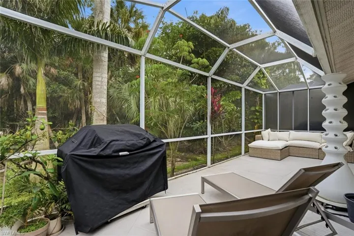 6236 Shadowood Cir 2203, Naples, Florida 34112