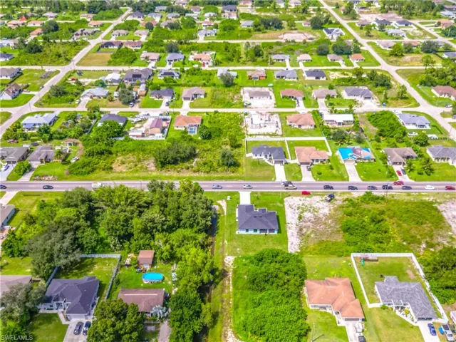 Birds eye view of property