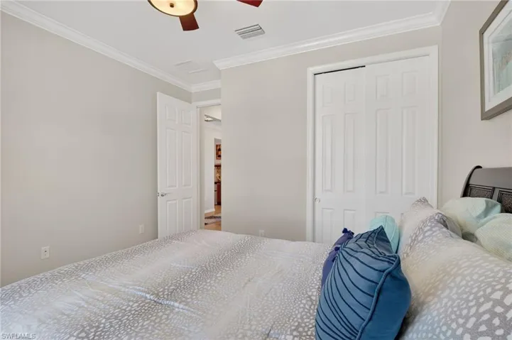 Queen size bed