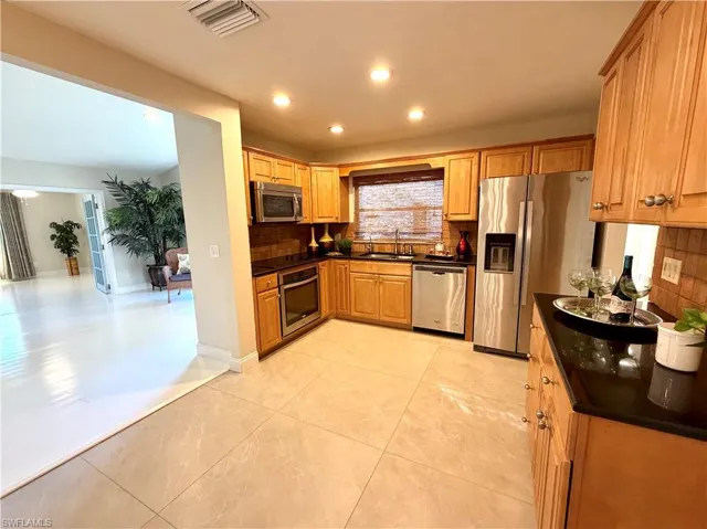 15853 Silverado Ct, Fort Myers, Florida 33908