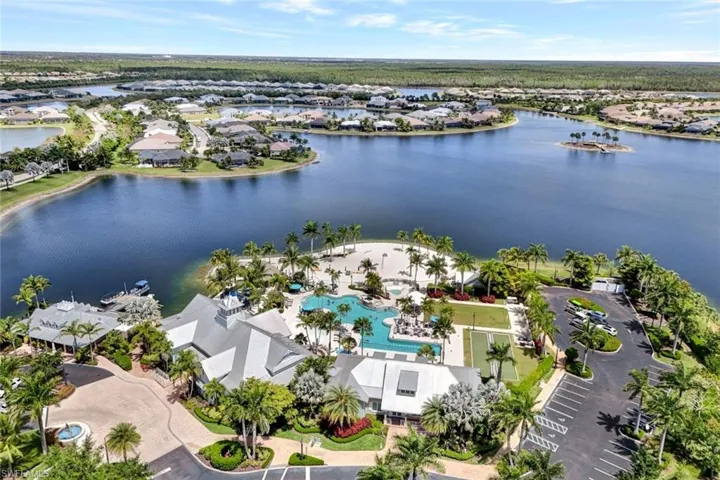 Aerial view featuring the expansive  clubhouse.