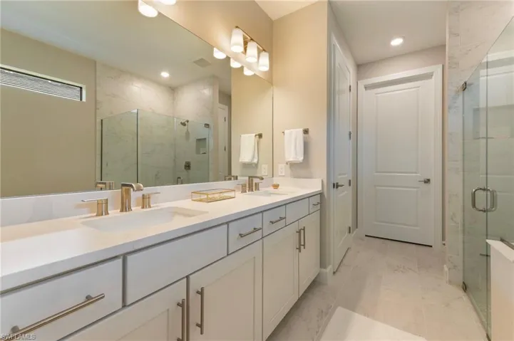 19712 Deming Ln, Estero, Florida 33928
