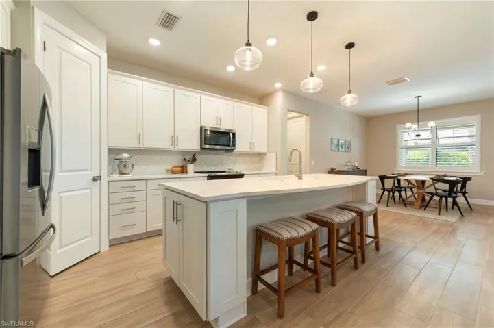 19712 Deming Ln, Estero, Florida 33928
