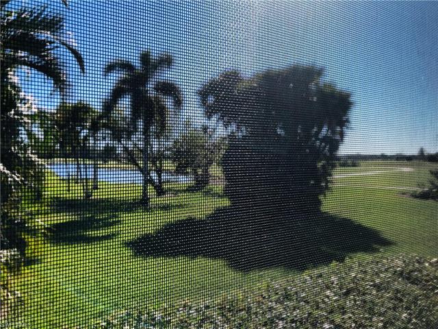 16979  Timberlakes  DR, Fort Myers, FL 33908