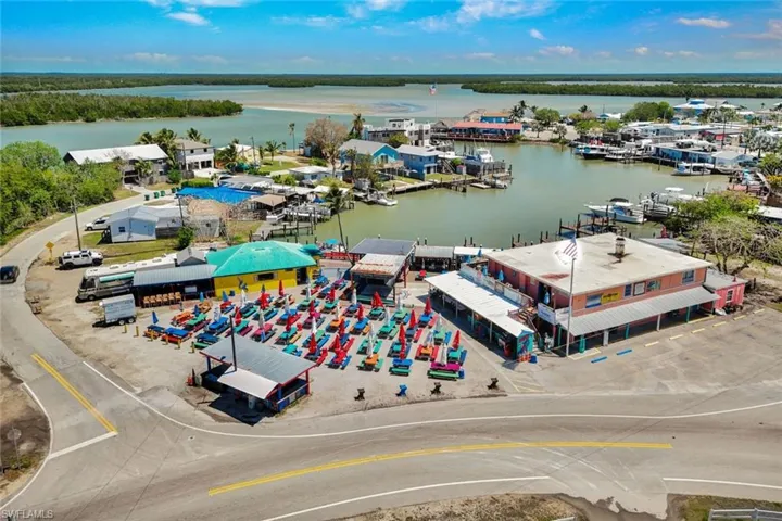 Waterside cocktail and live music anyone?...