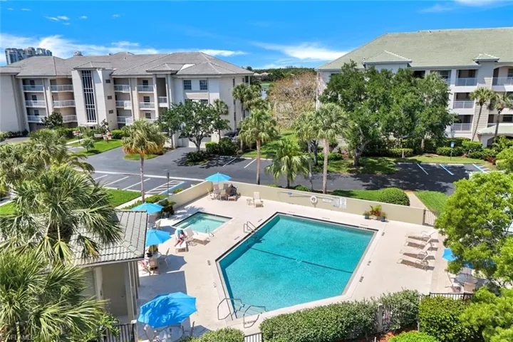 Pool & Spa