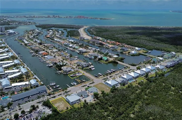 View of property location featuring a large body of water