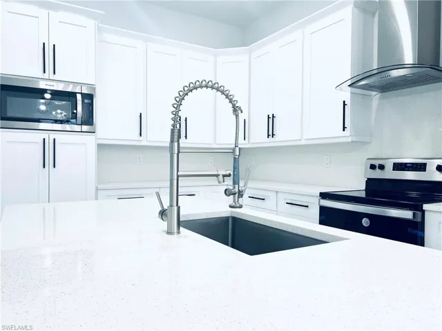 1006 W 17th ST, LEHIGH ACRES FL 33972