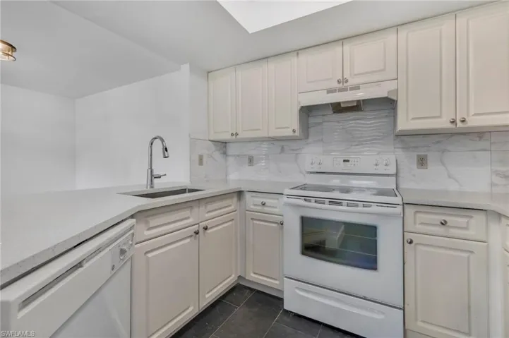 3140  Seasons  WAY, Estero, FL 33928