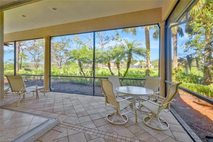 16,553 sq. ft. lot (0.38 acre) w/ lots of privacy