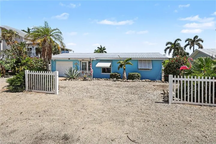 3608 Rita Ln, St. James City, Florida 33956