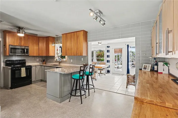 3608 Rita Ln, St. James City, Florida 33956
