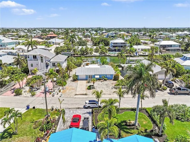 3608 Rita Ln, St. James City, Florida 33956