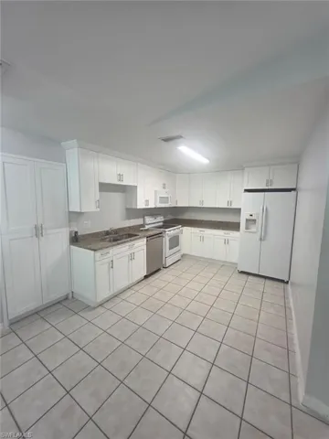 12th 1216-1218 W, Lehigh Acres, Florida 33971