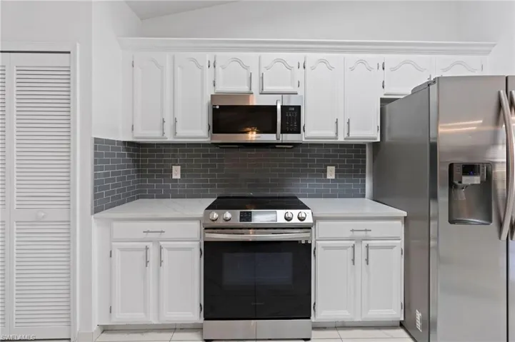 7780 Scarlet Ct, Naples, Florida 34104